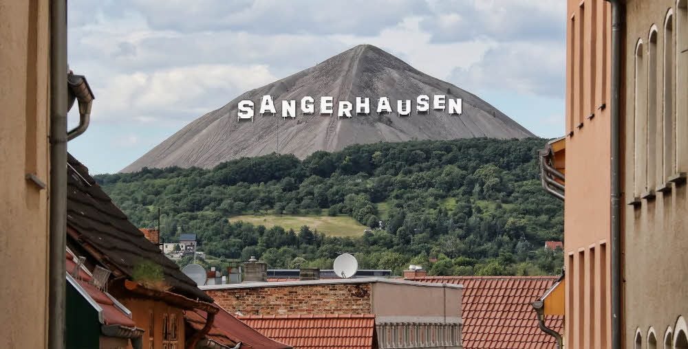 So oder ähnlich könnte es aussehen, wenn nach dem berühmten Vorbild Hollywood der Schriftzug platziert wird.