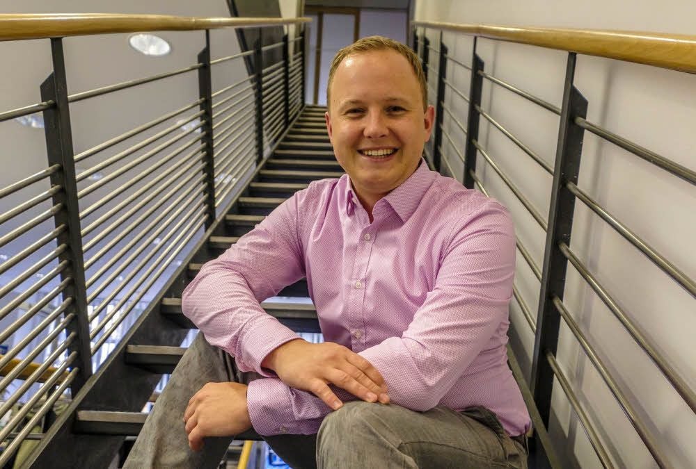 Als Sänger und Moderator ist Stefan Schultz in der Region bekannt. Auf der Bühne ist er aber nur in seiner Freizeit zu finden.