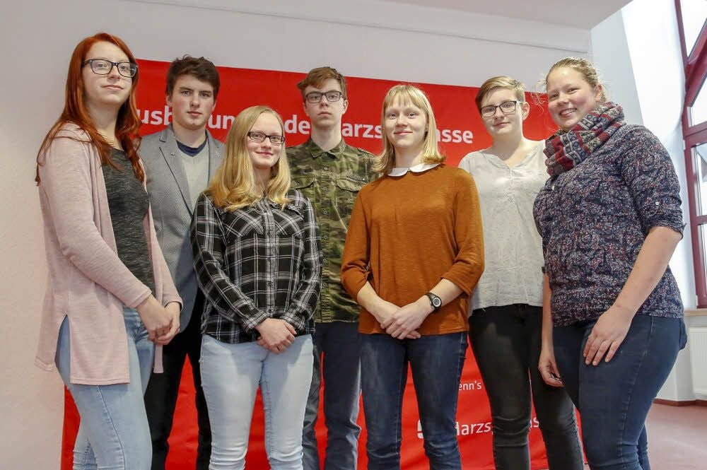 Die Gewinnerteams des Planspiels Börse 2018 von der Mette-Berufsschule Quedlinburg und der Sekundarschule Harzgerode.