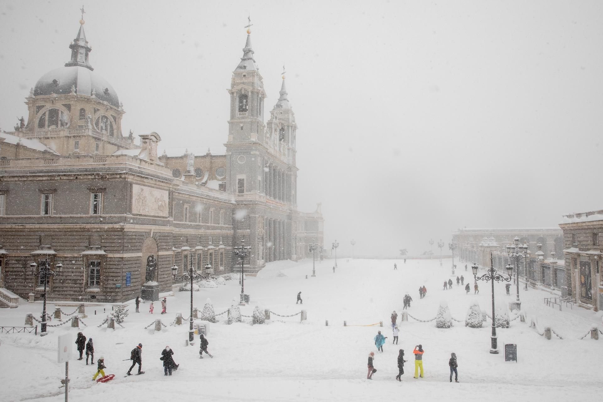 Ähnliches Wetter hatte es in Madrid zuletzt 1984 und 1971 gegeben.