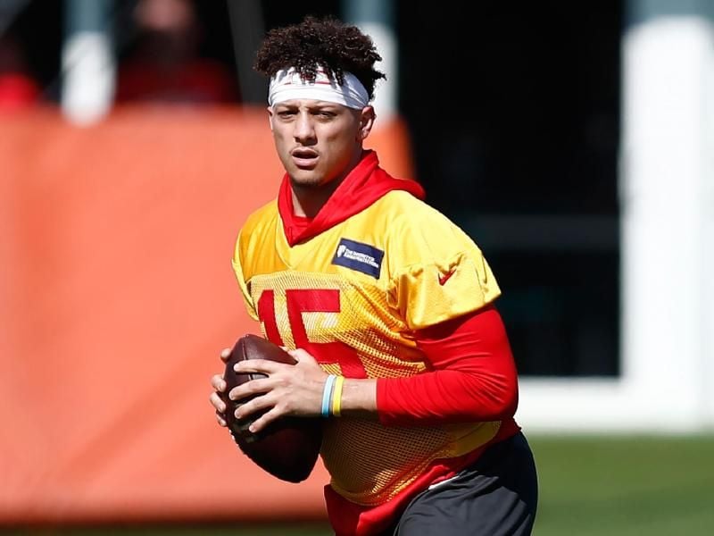 NFL-Mega-Verdiener Patrick Mahomes ist als Teilhaber bei den Kansas City Royals aus der Major League Baseball eingestiegen. Foto: Brynn Anderson/AP/dpa