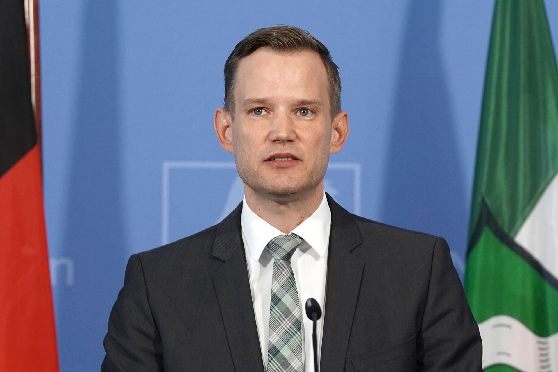 Hendrik Streeck bei einer Pressekonferenz. Der Virologe leitete die Studie zu der Höhe der Dunkelziffer der Corona-Infektionen.