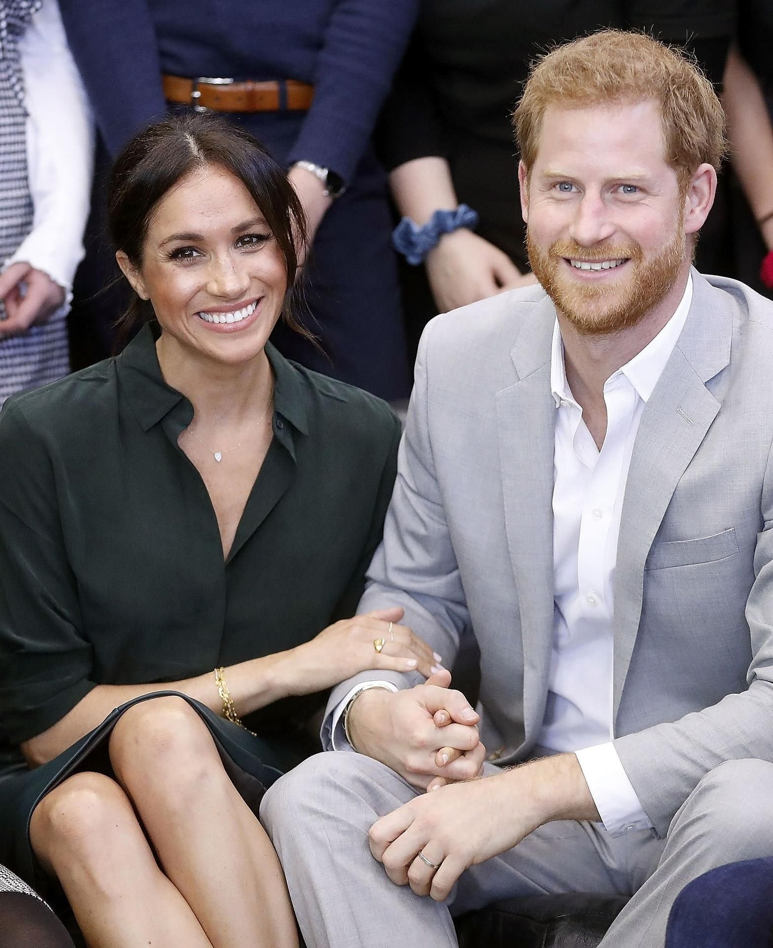 Bekommen Nachwuchs: Prinz Harry und seine Frau Meghan (l.).