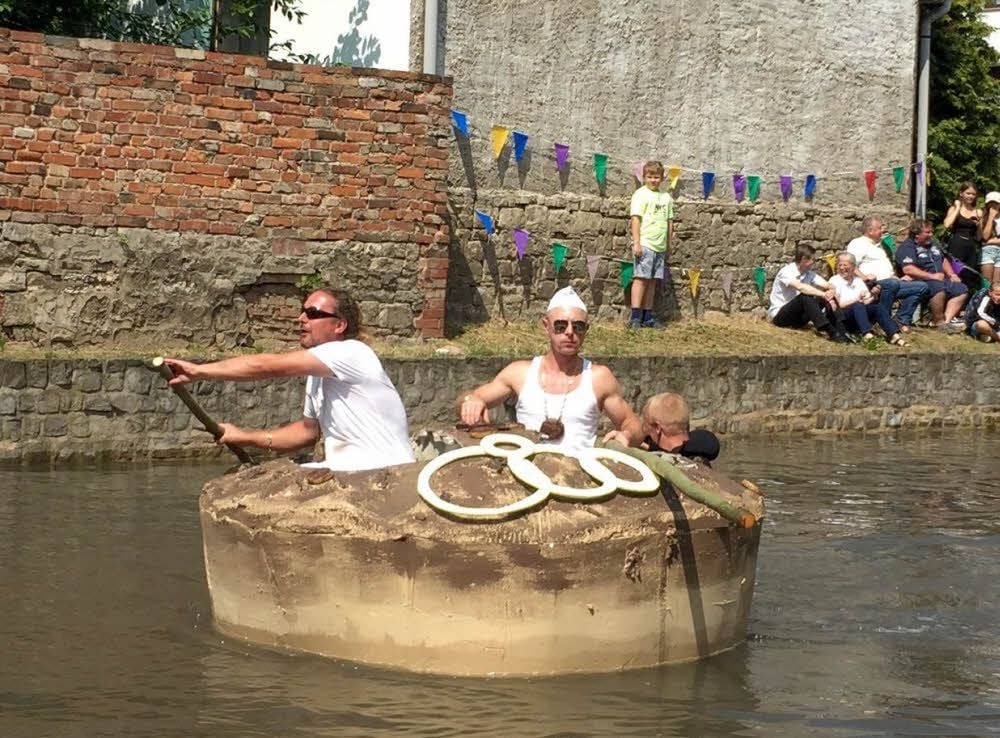 Heimatfest in Belleben: Heimatfest in Belleben: Eine Megaboulette ...