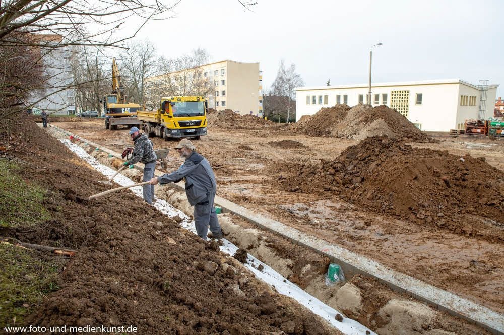 Hier entsteht der neue Garagenkomplex.