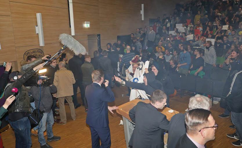 Studenten störten im Januar eine AfD-Aktion in der Uni Magdeburg.