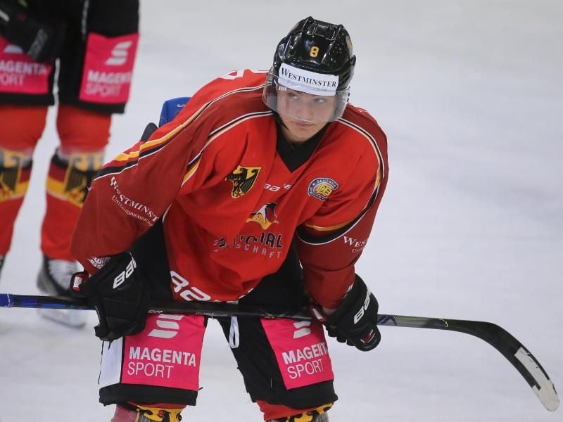 Könnte ein kommender NHL-Star werden: Tim Stützle. Foto: Karl-Josef Hildenbrand/dpa
