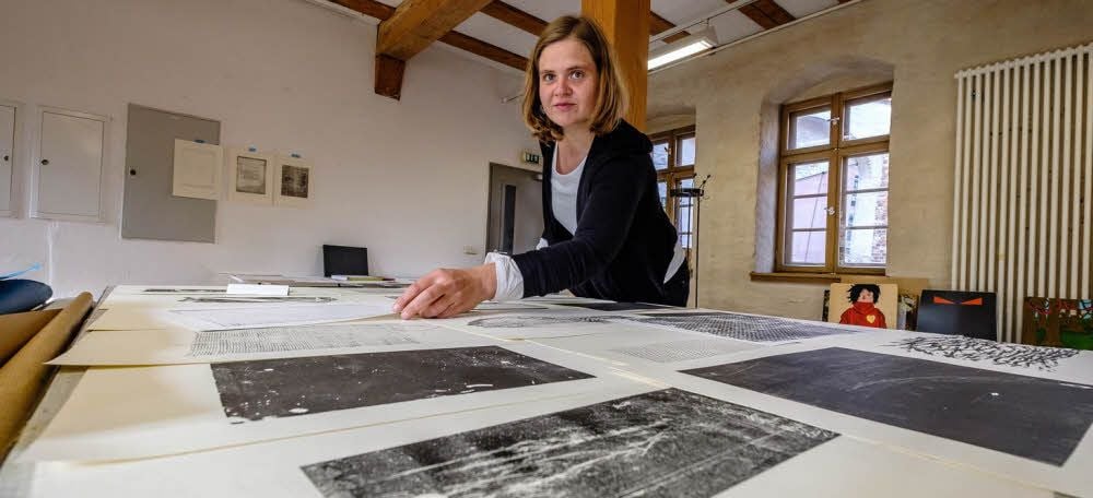 Handsatz-Expertin Christina Wildgrube ist die Oktober-Stipendiatin der Cranach-Stiftung Wittenberg.