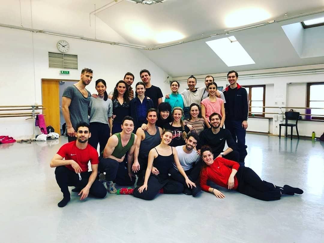 Das Ensemble der Company Ballett Rossa wird zum Tag des Tanzes die Probe online zeigen.