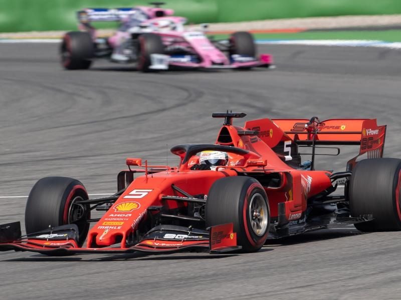 Der deutsche Fahrer Sebastian Vettel will das Heimrennen in Hockenheim unbedingt gewinnen. Foto: Sebastian Gollnow