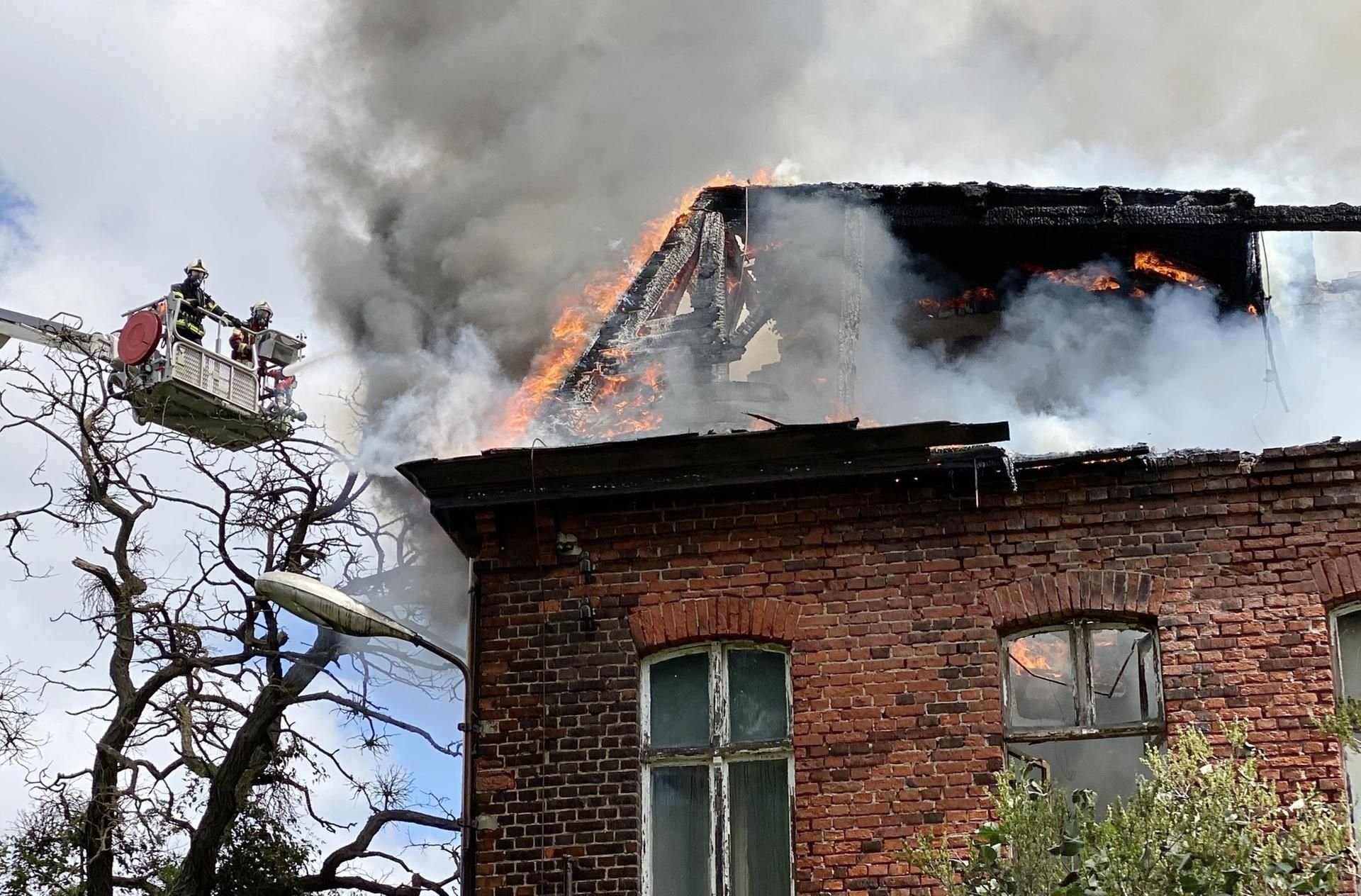 In diesem Sommer hatte die Feuerwehr einige größere Löscheinsätze. Kann dabei das Wasser knapp werden?