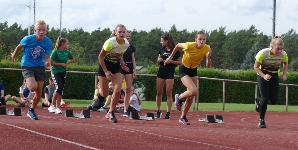 Leichtathletik ist eine von Maja Liebmanns Leidenschaften, auch im Training mit ihren Vereinsmitgliedern.