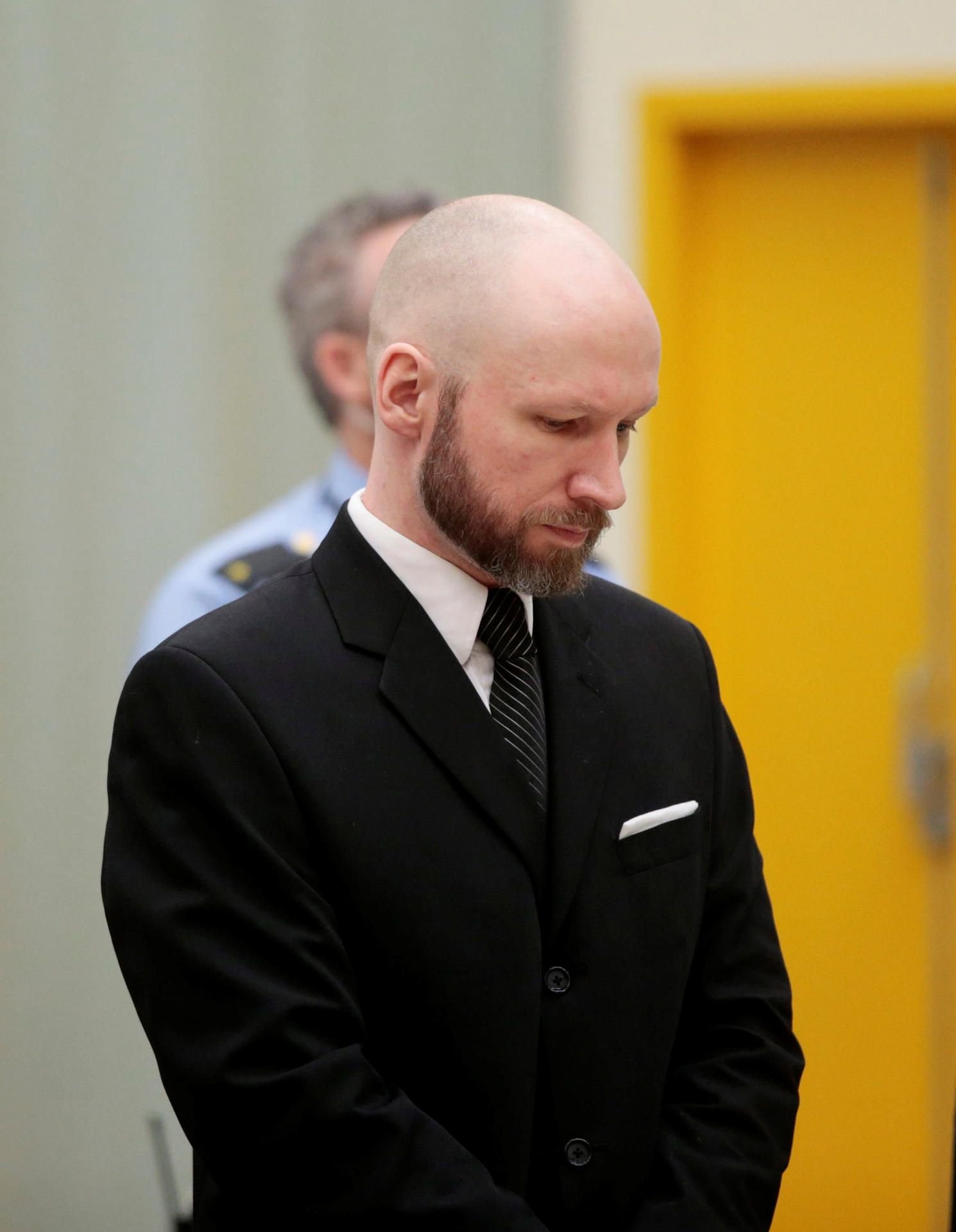 Bei Angriffen in Oslo und auf der Insel Utøya hatte der Rechtsextremist Breivik im Sommer 2011 insgesamt 77 Menschen getötet, darunter viele Kinder und Jugendliche.