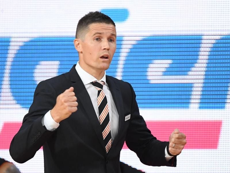 Ulms Trainer Jaka Lakovic kann sich über einen Auftakt-Erfolg in die neue Basketball-Bundesliga freuen. Foto: Matthias Balk/dpa-Pool/dpa