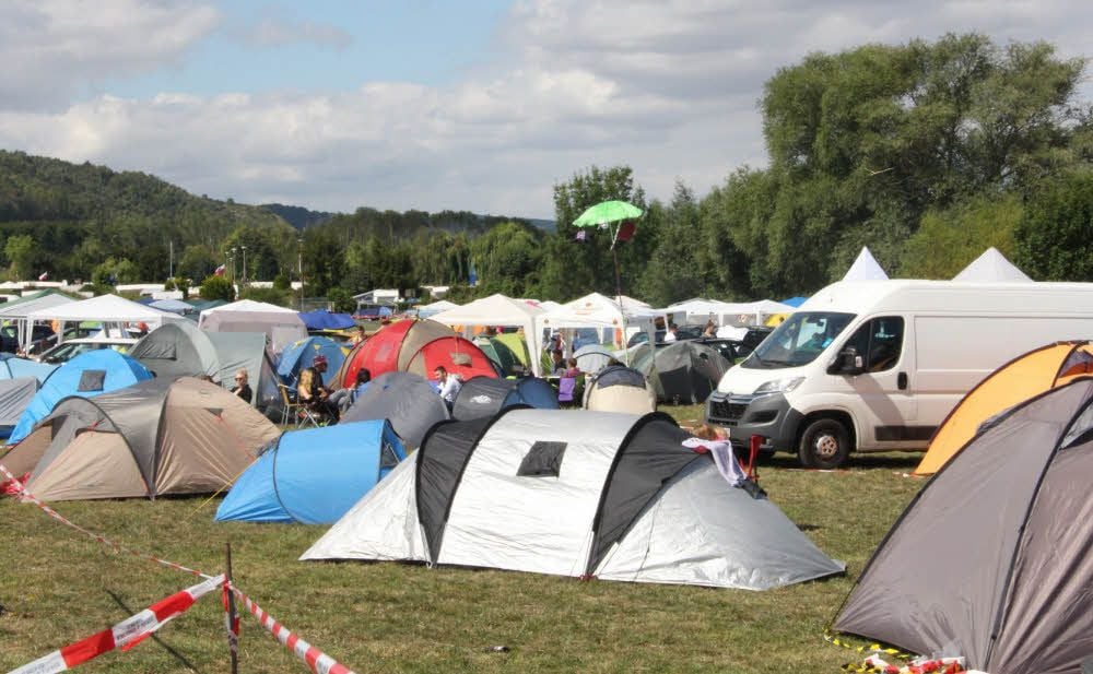 Das Love Sea Festival zieht jedes Jahr zahlreiche Besucher auf den Campingplatz in Kelbra.