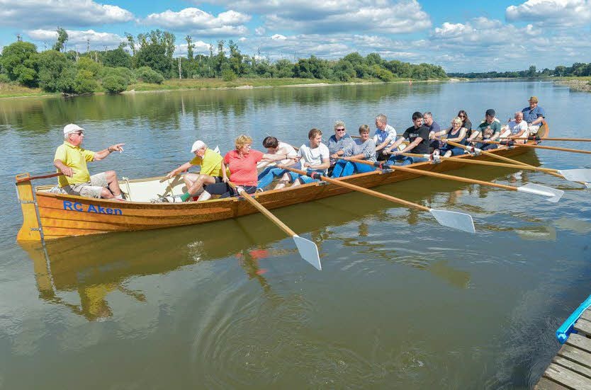 Start des Kirchbootes in Aken an der Elbe.