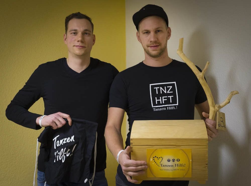 Die DJs Stephan „Mr. CW“ Kühne (li.) und Martin „Intakt“ Stockmann hatten die Idee für die Spendenaktion „Tanzen hilft“.