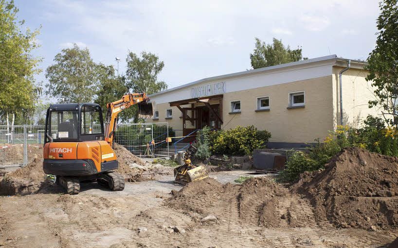 Der Hort in Niemberg ist eine Baustelle. Kinder haben hier nichts zu suchen.