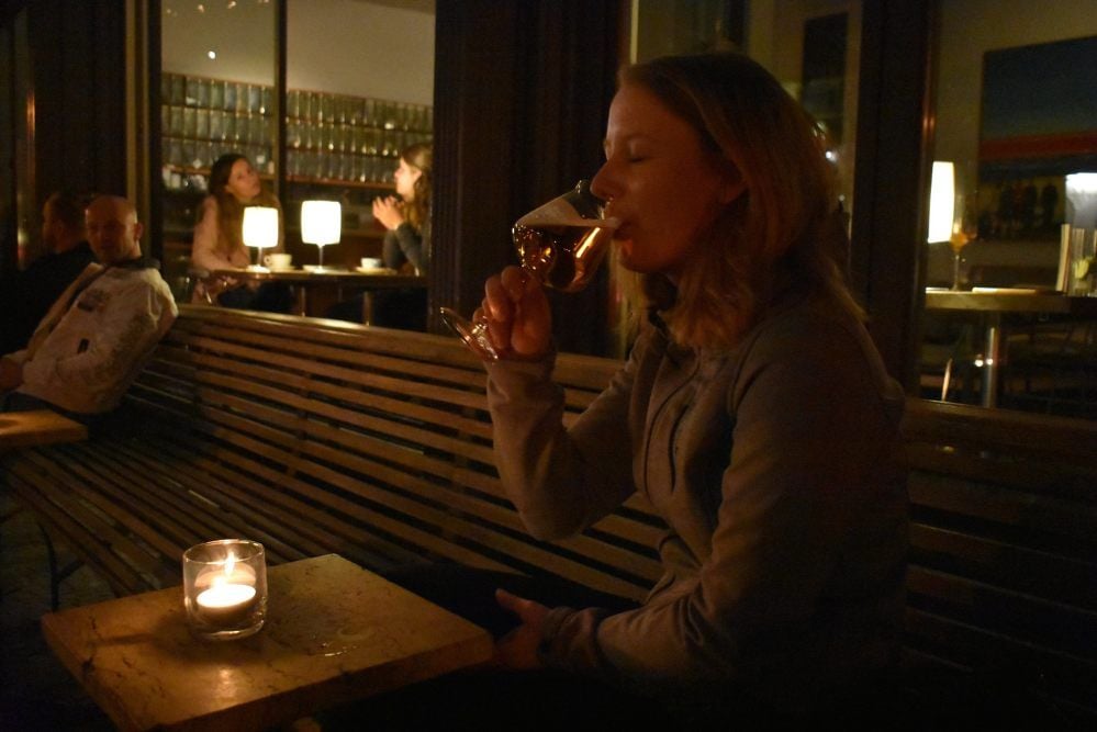 Romantik pur bei Kerzenschein: Weingenuss im Roten Horizont