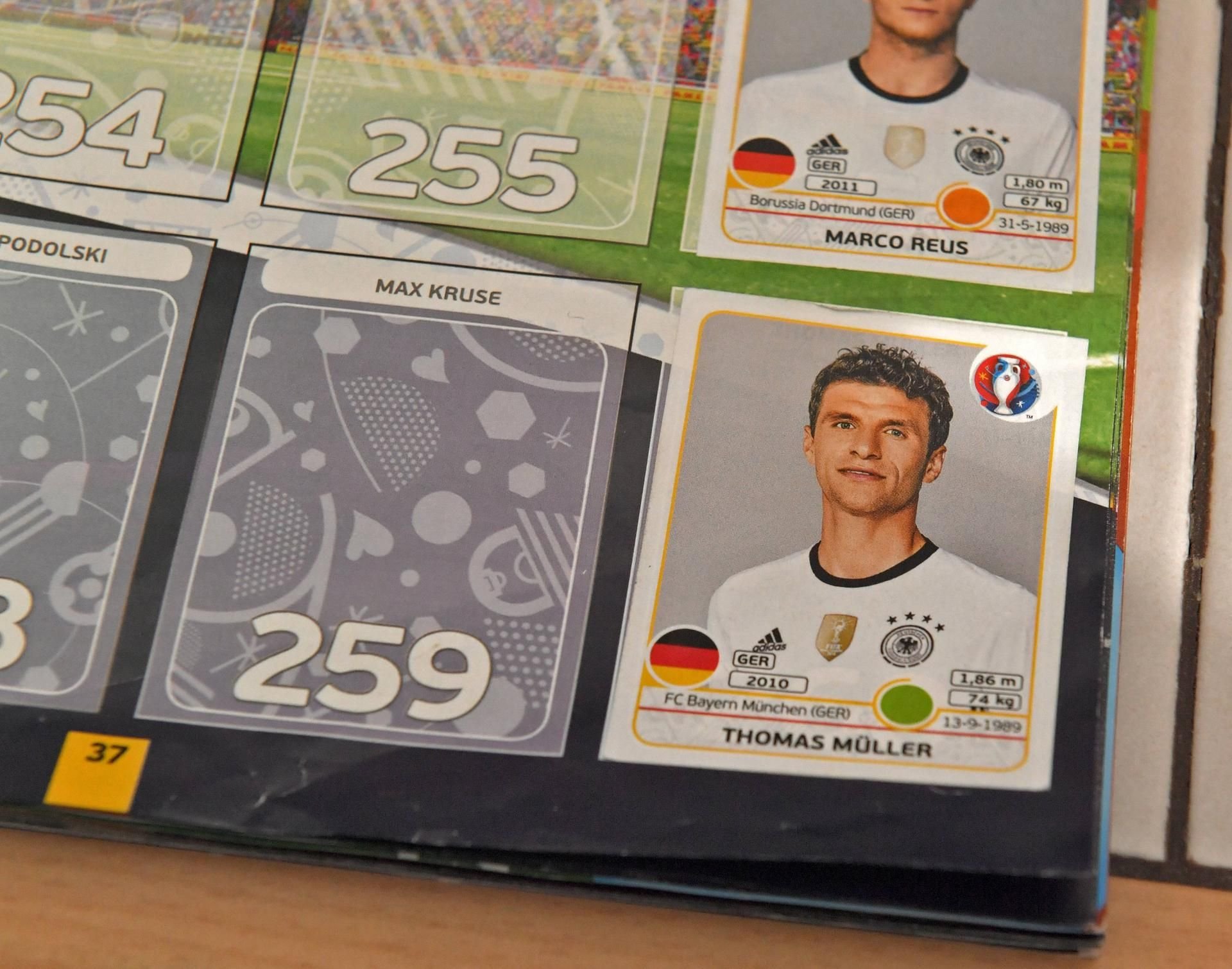 Ein Blick ins Panini-Sammelalbum zur EM 2016.