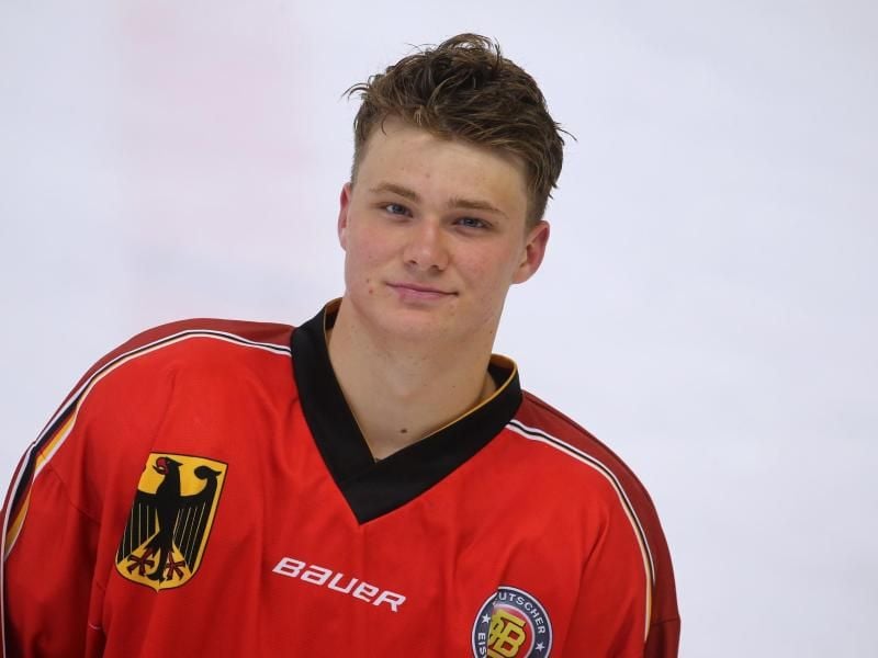 Fällt länger aus: Adler-Youngster Tim Stützle. Foto: Karl-Josef Hildenbrand/dpa