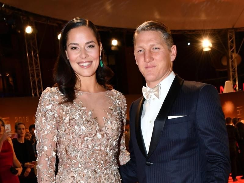 Bastian Schweinsteiger und Ana Ivanovic sind Eltern eines kleinen Jungen geworden. Foto: Jens Kalaene