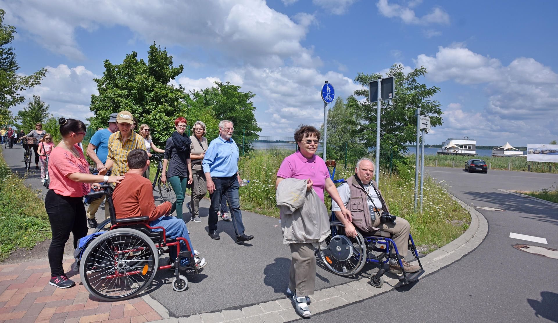 "Inklusive Wildnis-Tour" für Menschen mit und ohne Behinderung.