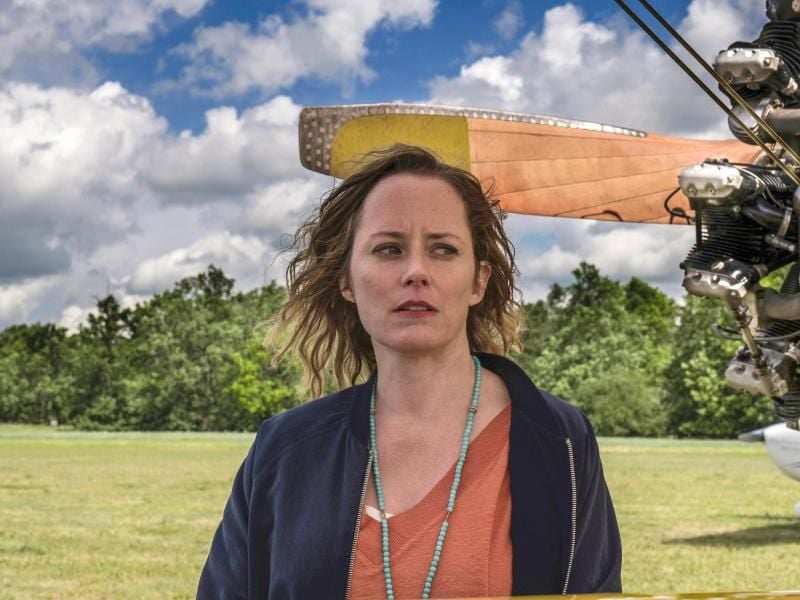 Lotte Jäger (Silke Bodenbender) verschlägt es in ein Dorf in Brandenburg. Foto: Hardy Brackmann/ZDF
