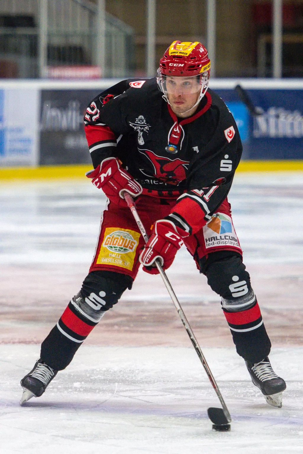 Bulls-Angreifer Valtteri Hotakainen spielt in dieser Saison erstmal außerhalb seiner Heimat Finnland.