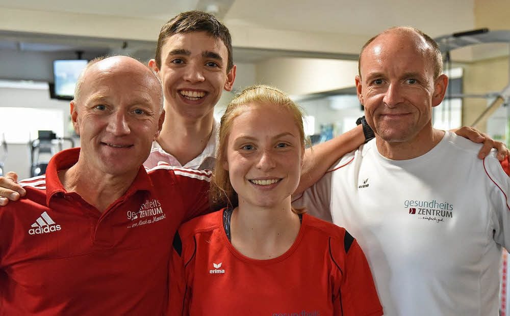 Steffen Fleischer (li.) hat mit seinem Team Sophie Kretschmer, Arvid Michaelis und Marco Quetschke beim Firmenlauf gewonnen.