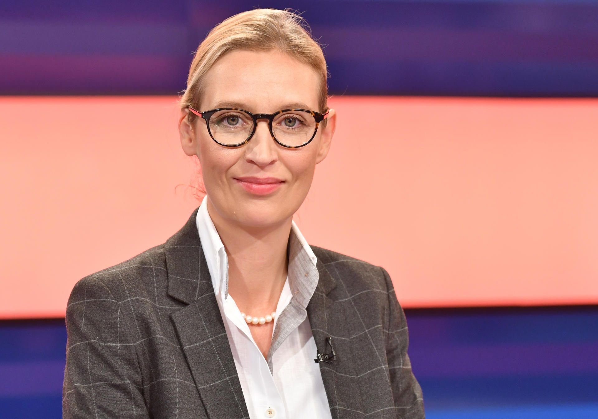 Nach Weniger Als Vier Minuten: Alice Weidel: AfD-Politikerin Stürmt Aus ...