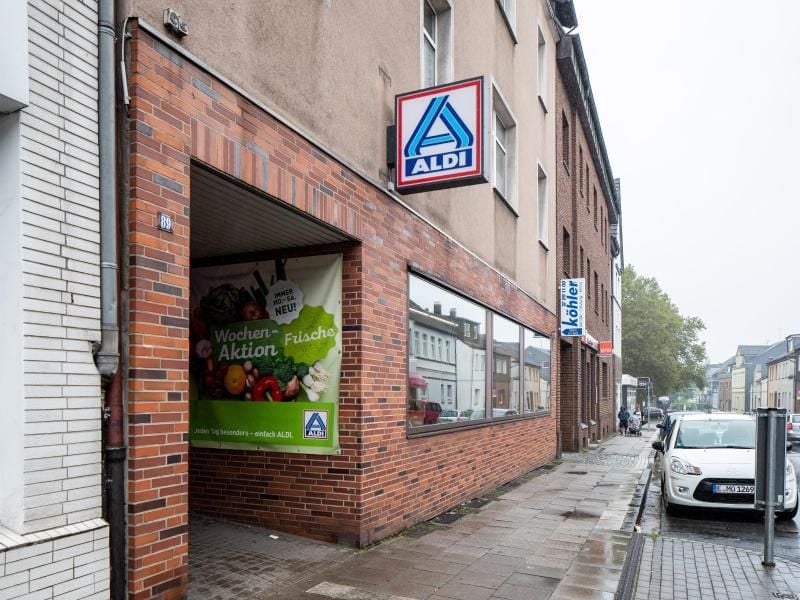 Die Verkaufsräume im Aldi-Stammhaus in Essen sollen nach einem Jahrhundert Lebensmittelhandel künftig anderweitig genutzt werden. Foto: Marcel Kusch