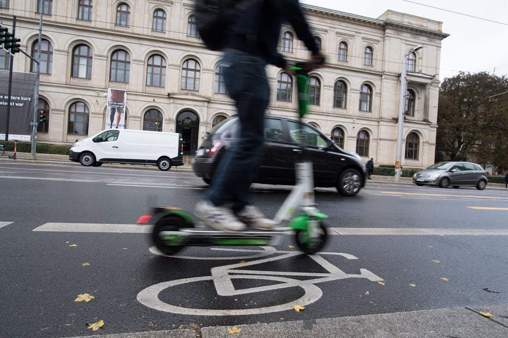 Mit 1,70 Promille wurde in Zerbst ein E-Scooter-Fahrer kontrolliert.