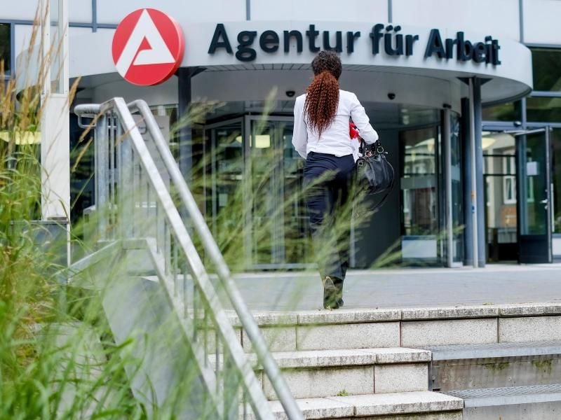 Zusätzliche Jobs entstanden gemessen am Vorjahresquartal weiter vor allem in Dienstleistungsberufen. Foto: Axel Heimken