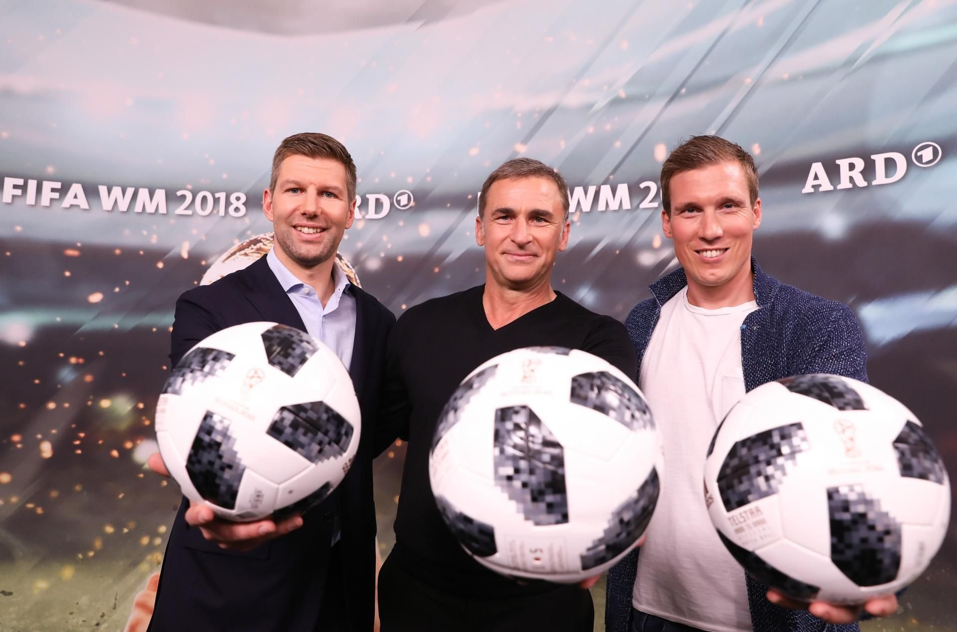 Thomas Hitzlsperger (l-r), Stefan Kuntz und Hannes Wolf werden ARD-Experten für die Fußball-WM 2018 in Russland sein.