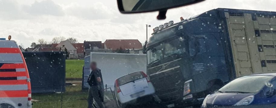 Unfall auf der B100