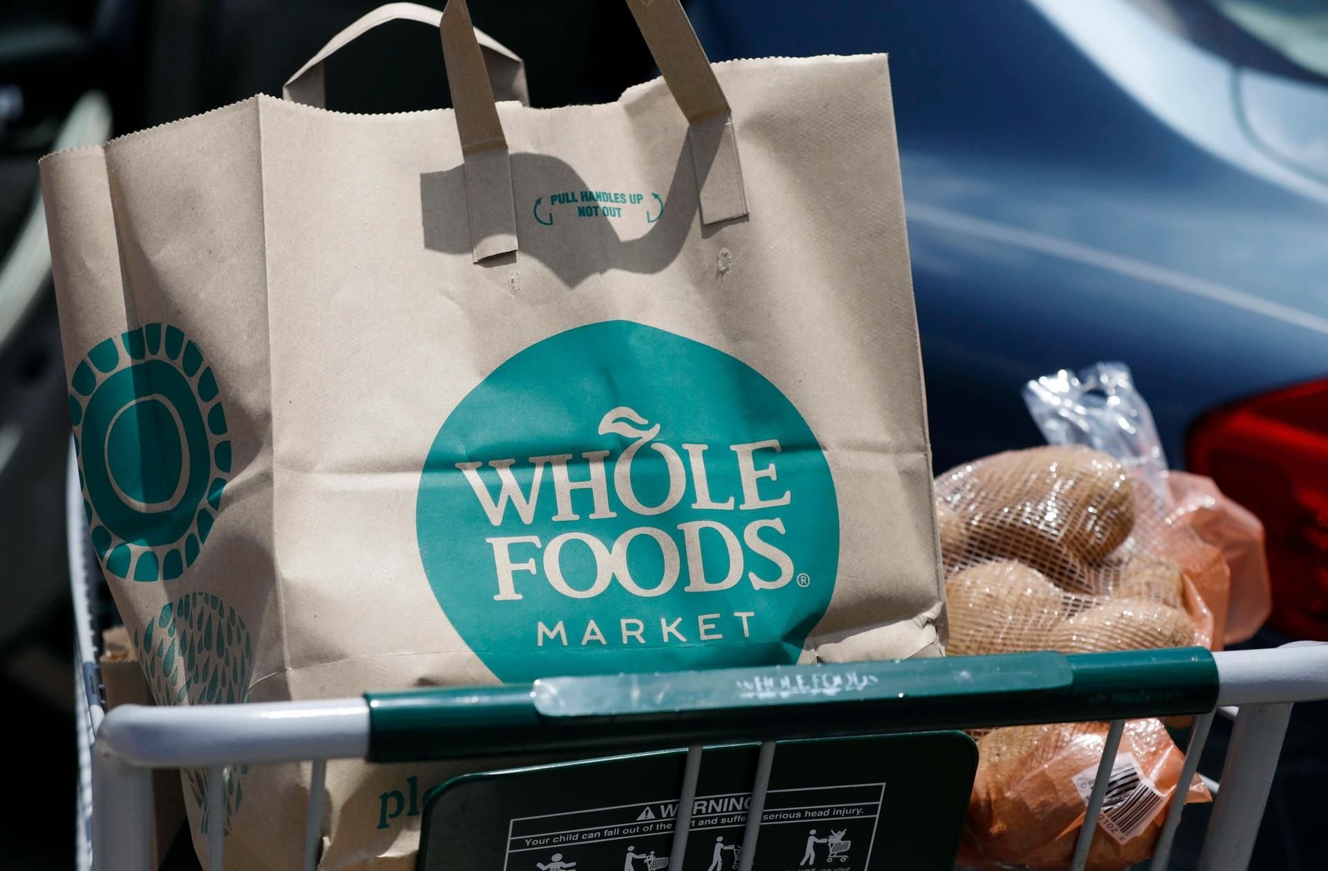 Eine Einkaufstüte der Biosupermarkt-Kette Whole Foods Market.