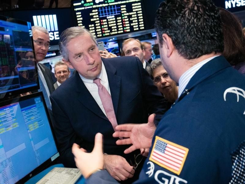 Klaus Kleinfeld auf dem Parkett der New Yorker Börse. Sein Abgang beim US-Metallkonzern Arconic wird zur Schlammschlacht. Foto: Valerie Caviness