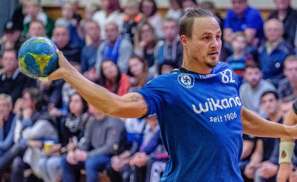 Spielertrainer Patrick Heddrich führte seine Radiser zum fünften Heimsieg in Serie. TuS gewann mit 27:26 gegen Plauen-Oberlosa und klettert auf Tabellenplatz 4 der Mitteldeutschen Oberliga.