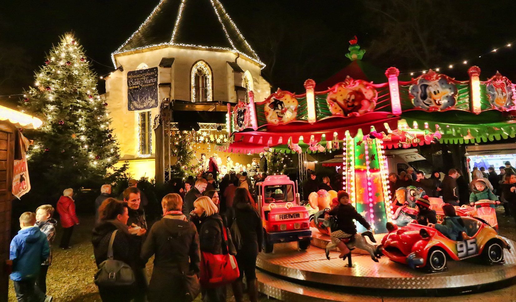 Der Sangerhäuser Weihnachtsmarkt in der Marienanlage