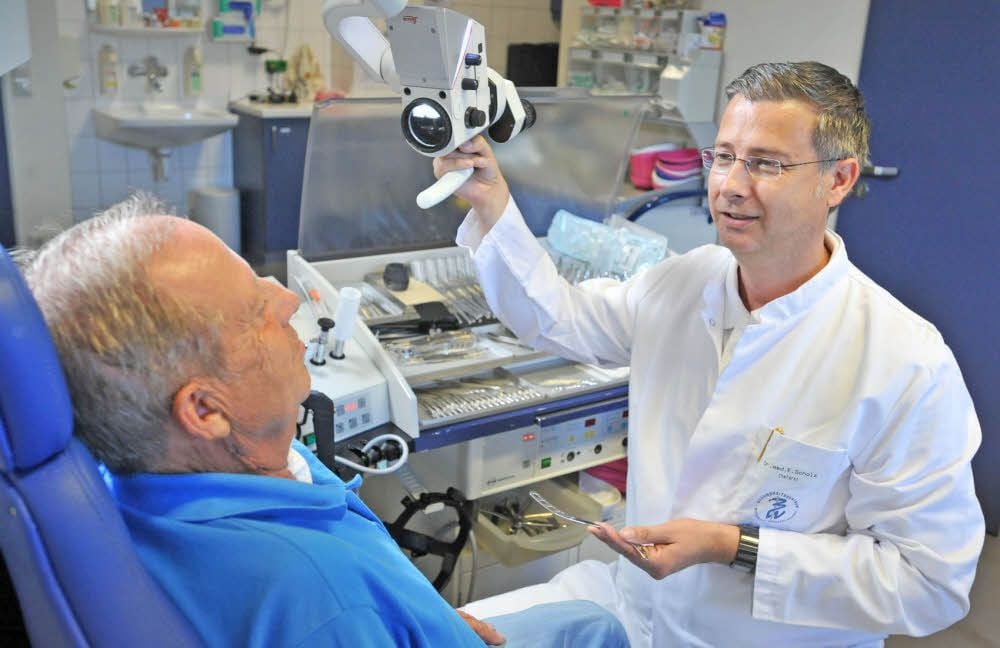 Eike Scholz ist der neue Chefarzt an der HNO-Klinik im Gesundheitszentrum Bitterfeld-Wolfen.