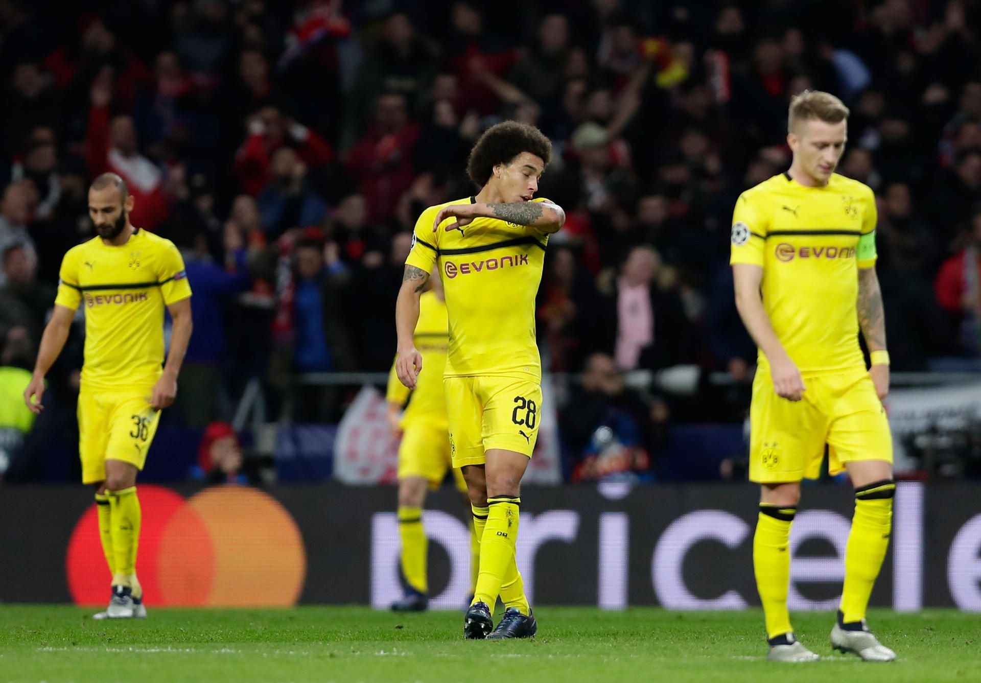 Der BVB hat den vorzeitigen Einzug ins Achtelfinale verpasst.
