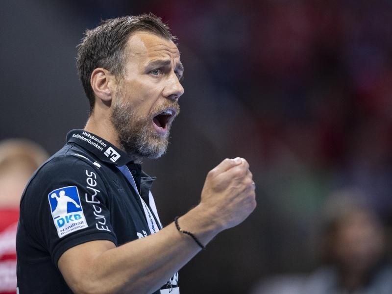 Flensburgs Trainer Maik Machulla geht einigermaßen bescheiden in die Saison. Foto: Guido Kirchner