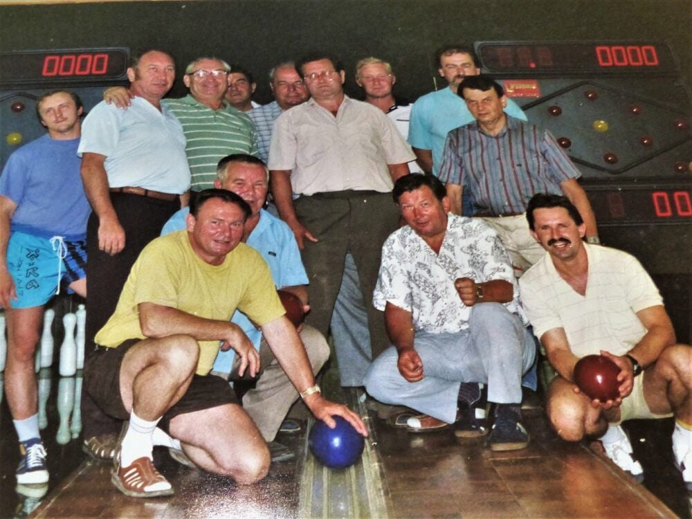Das Foto zeigt die Formation der Karsdorfer Kegler vor 30 Jahren. Günter Noserke (vorn, 2.v r.) war damals auch dabei.