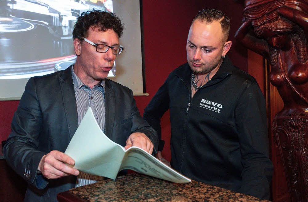 Letzte Absprachen mit Gastronom Ingolf Kresinsky