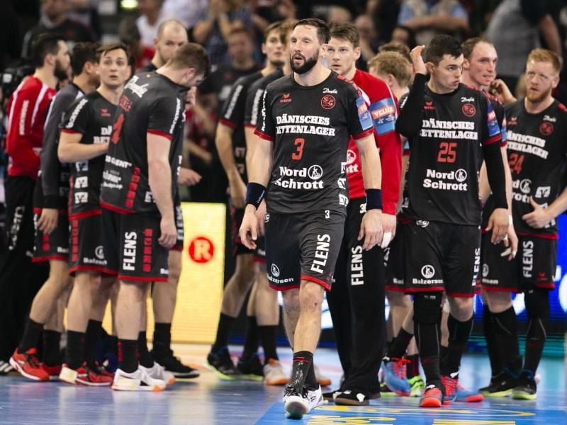 Haben gegen Telekom Veszprem eine Niederlage kassiert: Handball: Die Spieler von Flensburg-Handewitt. Foto: Frank Molter/dpa