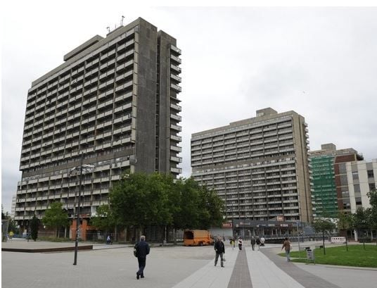 Die Hochhausscheiben in Halle-Neustadt.