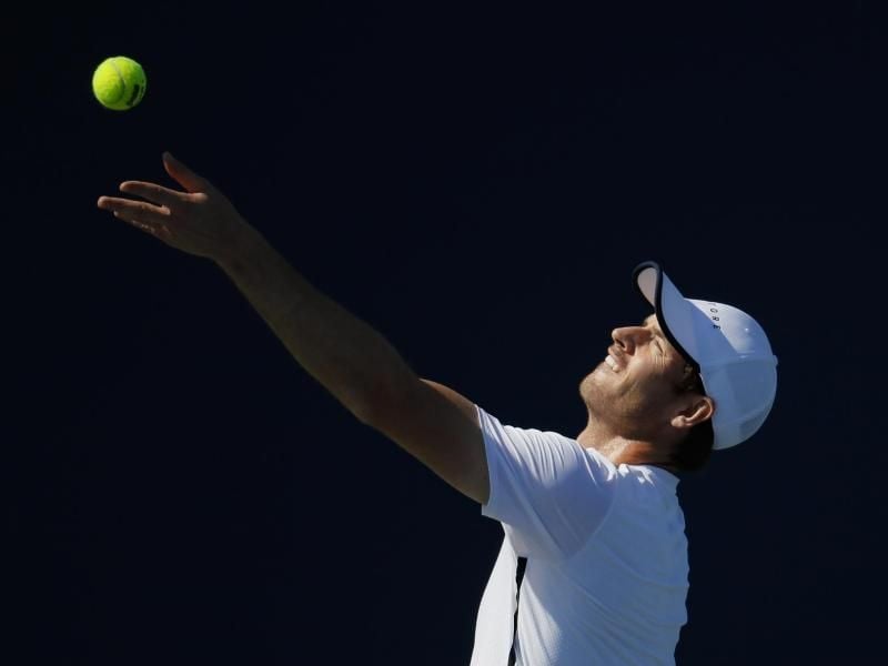 Hat den ersten Einzelsieg seit seiner zweiten Hüftoperation gefeiert: Andy Murray. Foto: John Minchillo/AP