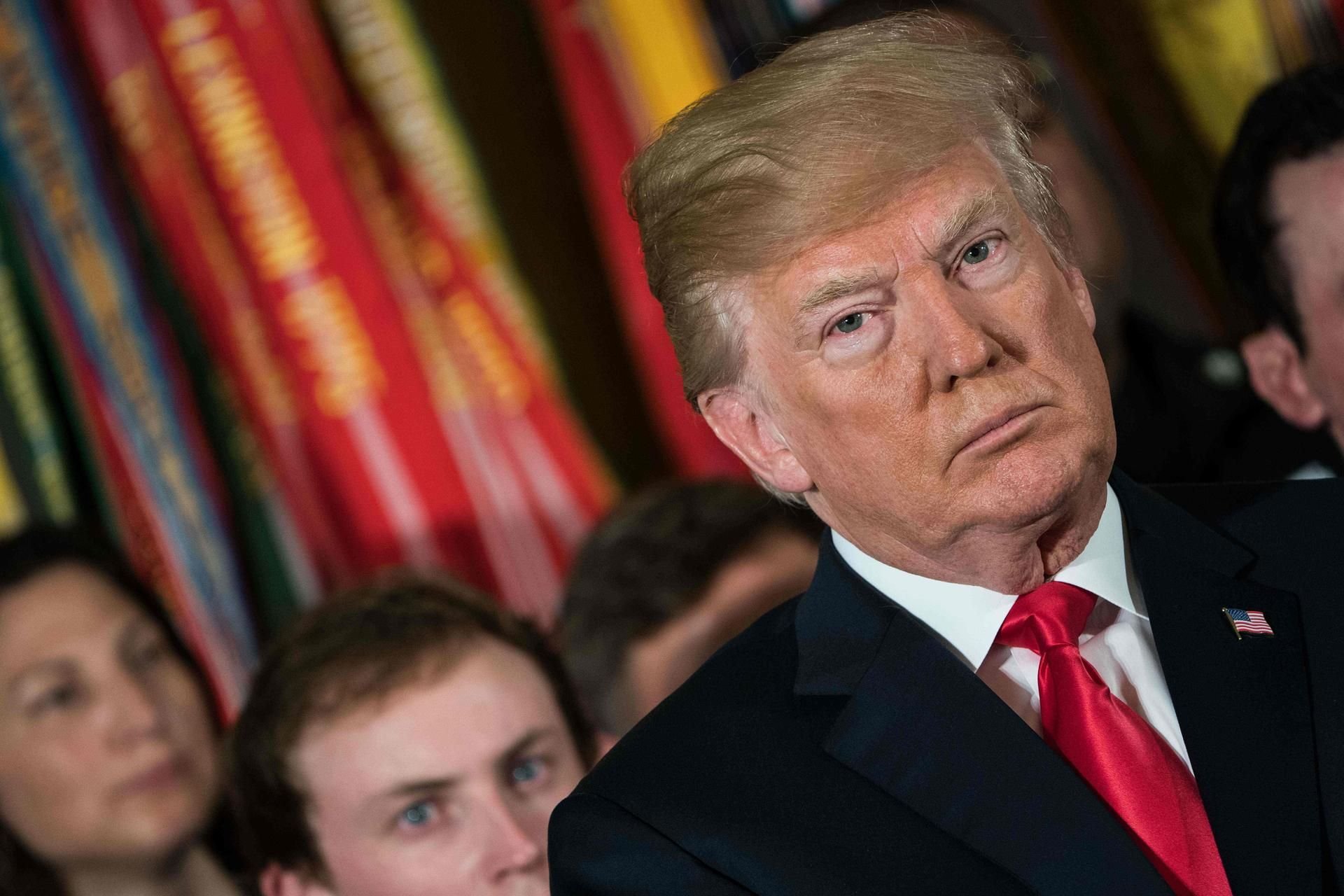 Was Trump wohl zu seiner Doppelgängerin sagt?