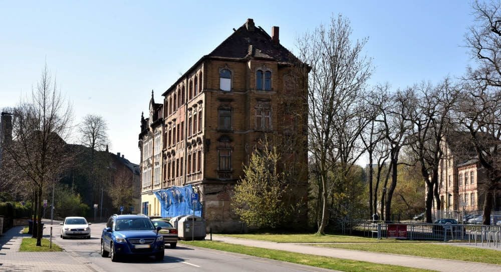 Das Haus in der Langendorfer Straße 25 soll saniert werden.